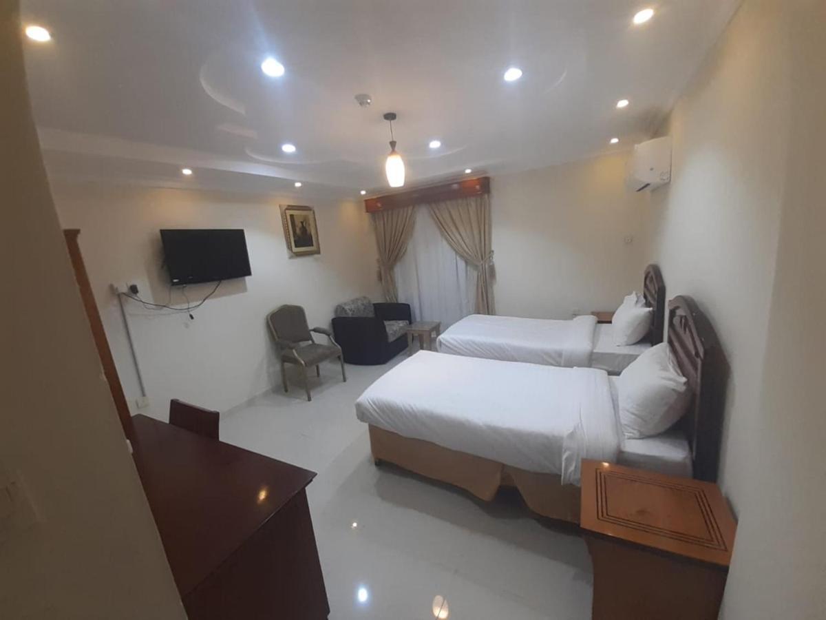 فندق المأوي العريض شهري وسنوي Apartemen Medina